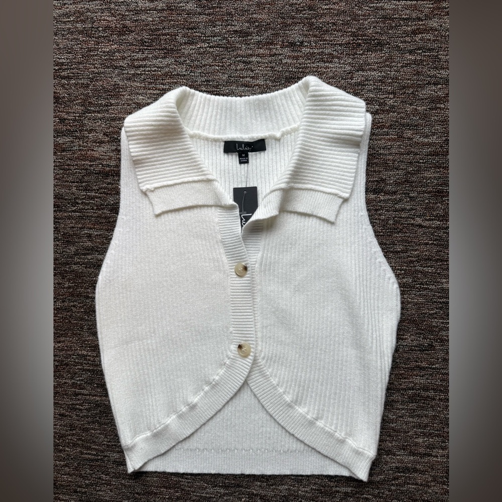 NWT Lulus Ivory Ribbed Knit Button-Up  Sweater Vest Old Money Medium - Picture 4 of 10
